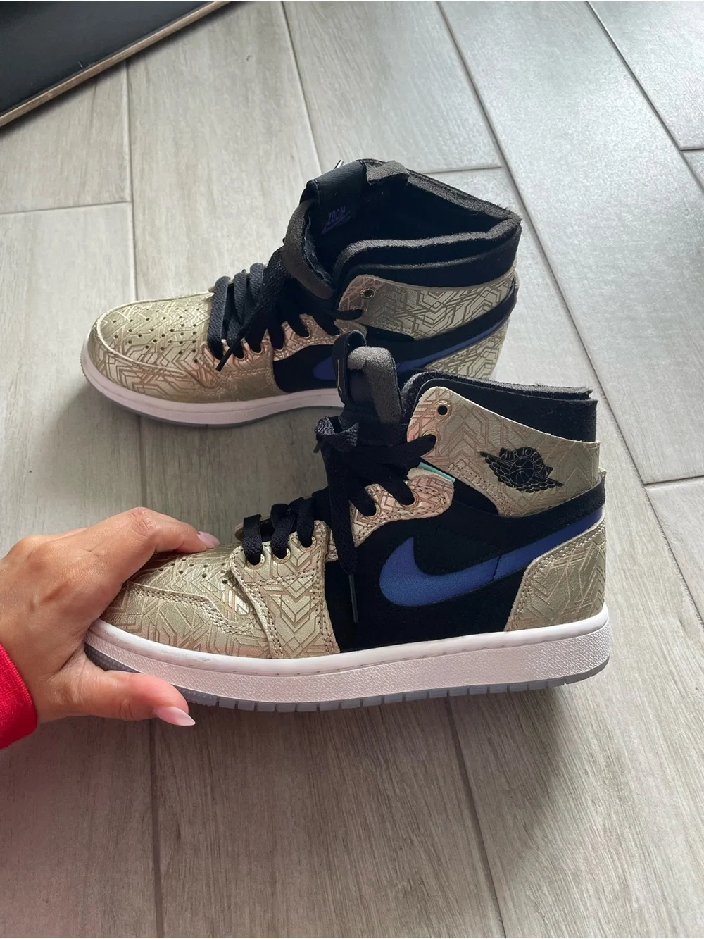 Air Jordan 1 Zoom CMFT Gold Laser Black Royal Blue Sneakers – Men’s Size 5.5